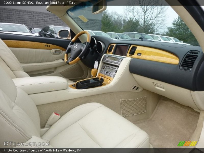 Egyptian Sand Pearl / Ecru 2002 Lexus SC 430