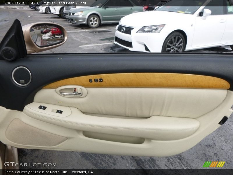 Egyptian Sand Pearl / Ecru 2002 Lexus SC 430