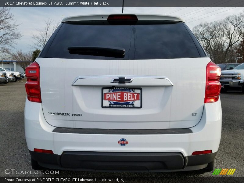 Summit White / Jet Black 2017 Chevrolet Equinox LT AWD