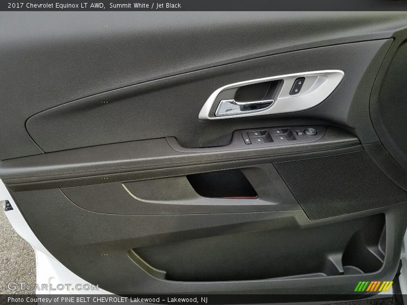 Summit White / Jet Black 2017 Chevrolet Equinox LT AWD