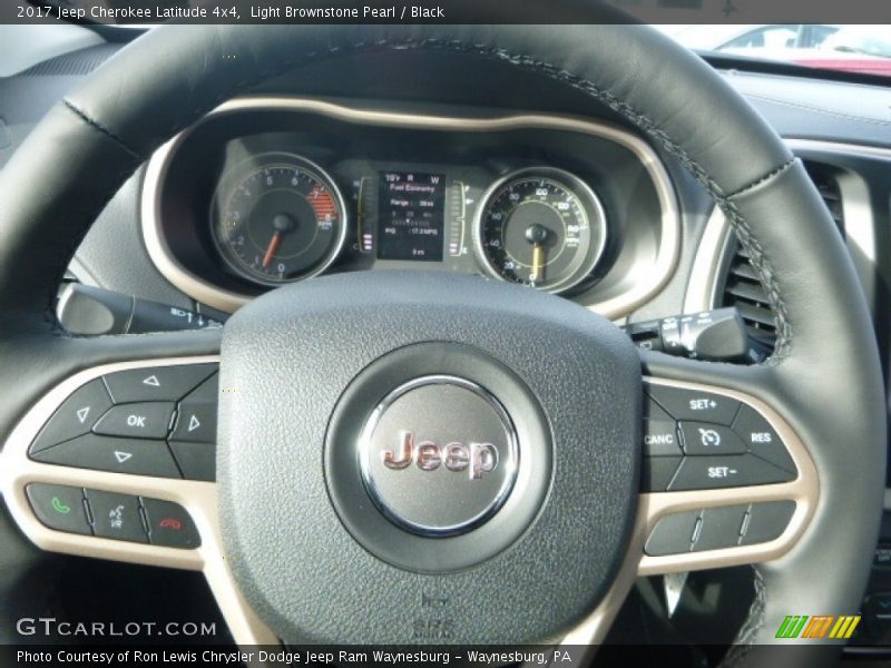 Light Brownstone Pearl / Black 2017 Jeep Cherokee Latitude 4x4