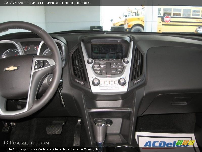 Siren Red Tintcoat / Jet Black 2017 Chevrolet Equinox LT