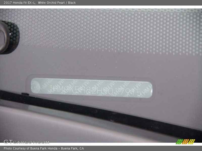 White Orchid Pearl / Black 2017 Honda Fit EX-L