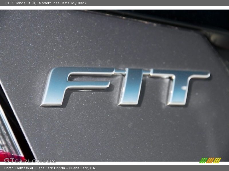 Modern Steel Metallic / Black 2017 Honda Fit LX
