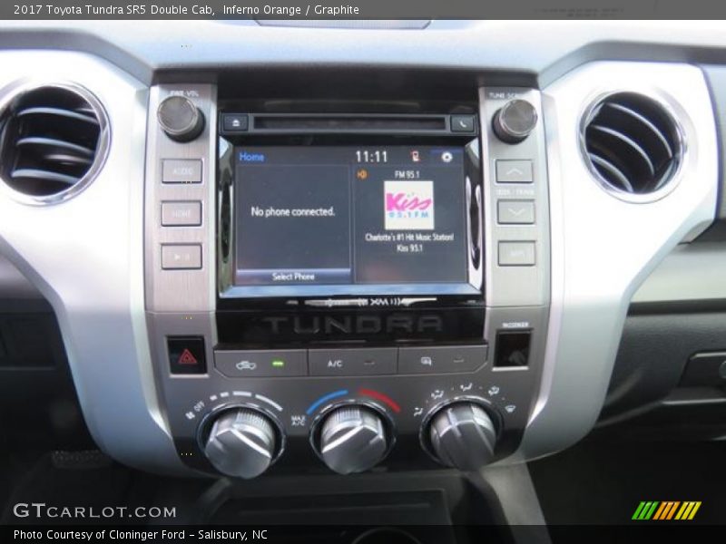 Controls of 2017 Tundra SR5 Double Cab
