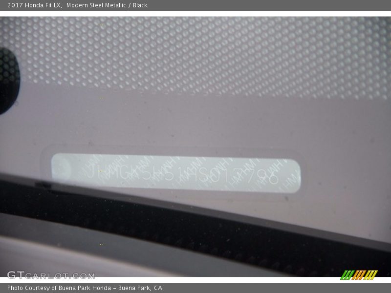 Modern Steel Metallic / Black 2017 Honda Fit LX