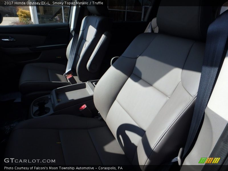 Smoky Topaz Metallic / Truffle 2017 Honda Odyssey EX-L