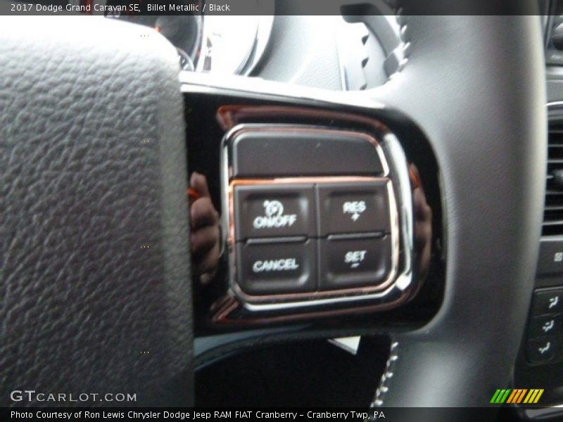 Billet Metallic / Black 2017 Dodge Grand Caravan SE