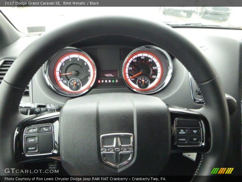 Billet Metallic / Black 2017 Dodge Grand Caravan SE