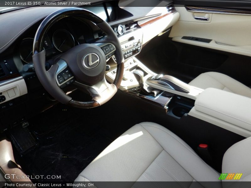 Atomic Silver / Parchment 2017 Lexus ES 350