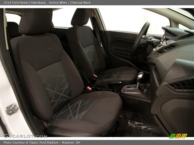 Oxford White / Charcoal Black 2014 Ford Fiesta S Hatchback