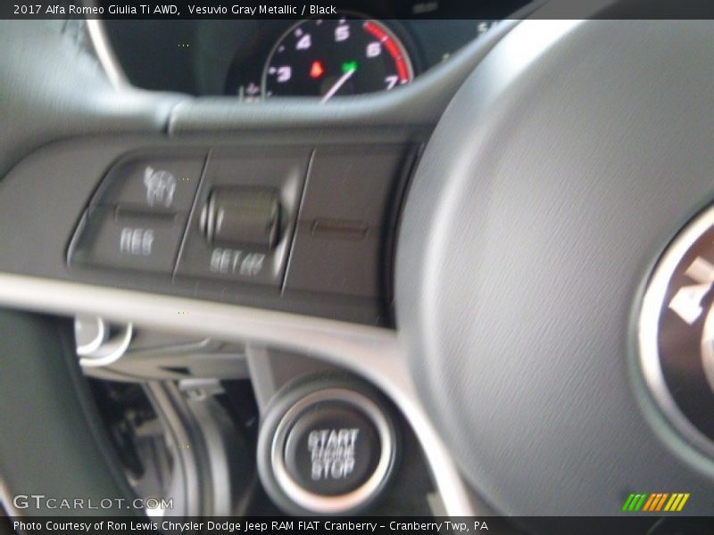 Vesuvio Gray Metallic / Black 2017 Alfa Romeo Giulia Ti AWD
