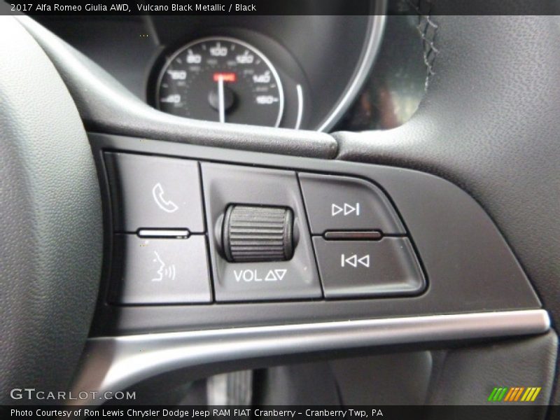 Controls of 2017 Giulia AWD