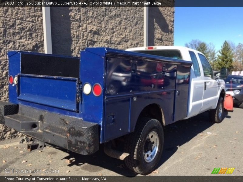 Oxford White / Medium Parchment Beige 2003 Ford F250 Super Duty XL SuperCab 4x4