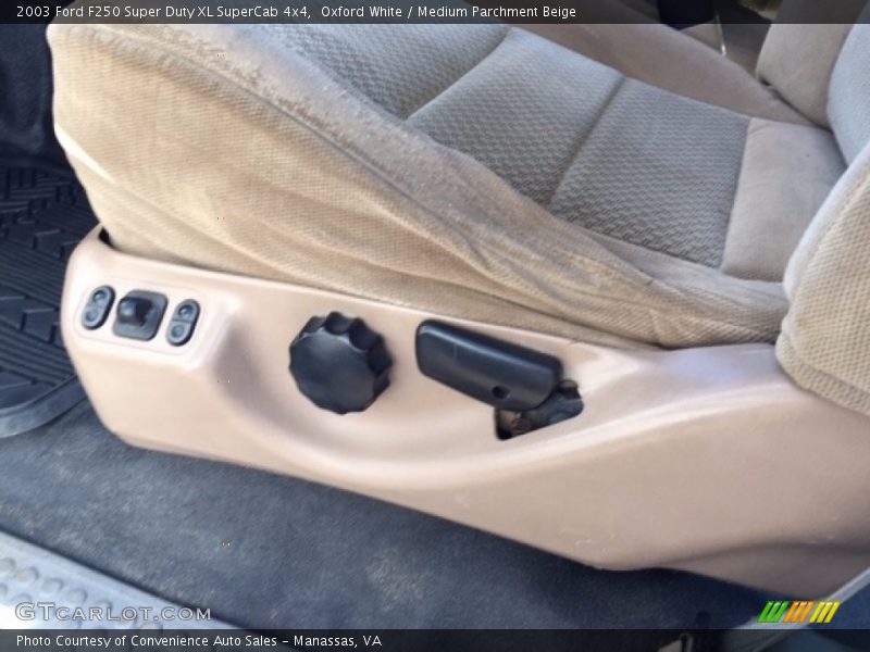Oxford White / Medium Parchment Beige 2003 Ford F250 Super Duty XL SuperCab 4x4