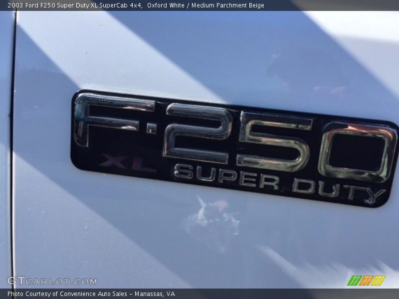 Oxford White / Medium Parchment Beige 2003 Ford F250 Super Duty XL SuperCab 4x4