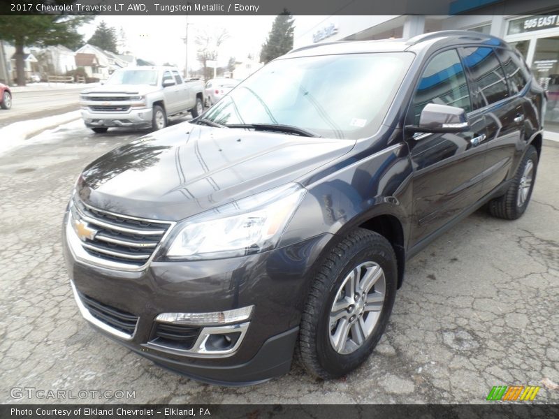 Tungsten Metallic / Ebony 2017 Chevrolet Traverse LT AWD