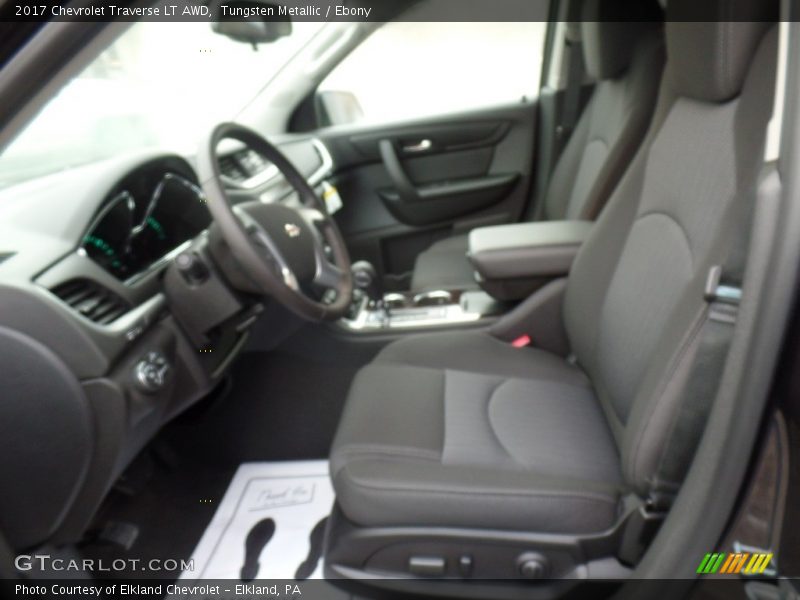 Tungsten Metallic / Ebony 2017 Chevrolet Traverse LT AWD