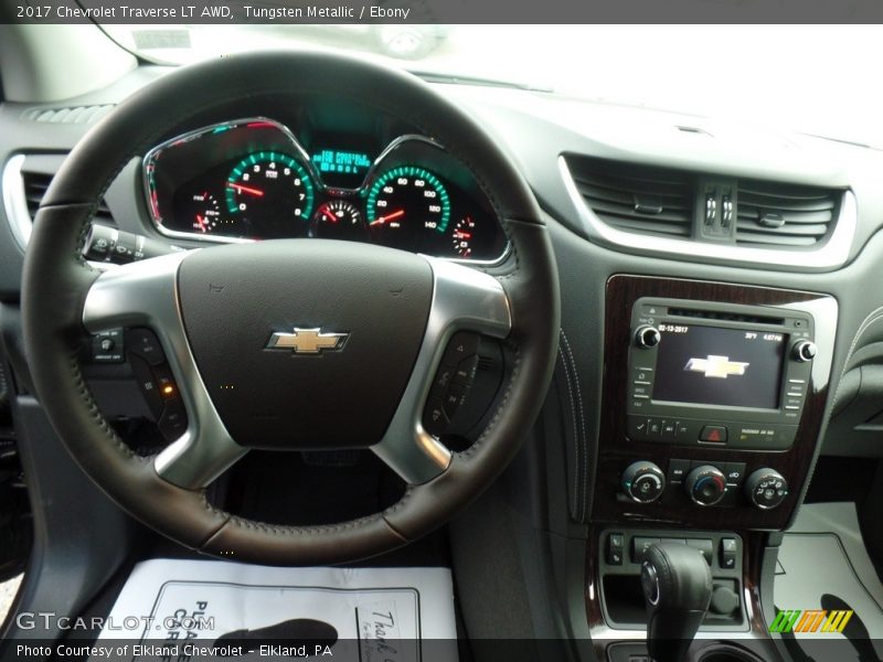 Tungsten Metallic / Ebony 2017 Chevrolet Traverse LT AWD