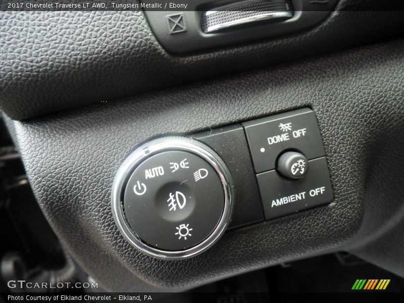 Tungsten Metallic / Ebony 2017 Chevrolet Traverse LT AWD
