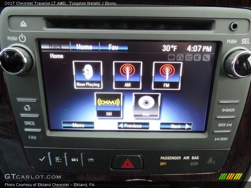 Tungsten Metallic / Ebony 2017 Chevrolet Traverse LT AWD
