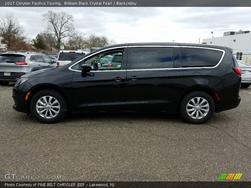 Brilliant Black Crystal Pearl / Black/Alloy 2017 Chrysler Pacifica Touring
