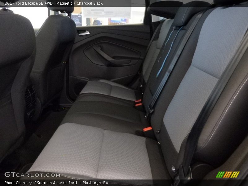 Magnetic / Charcoal Black 2017 Ford Escape SE 4WD