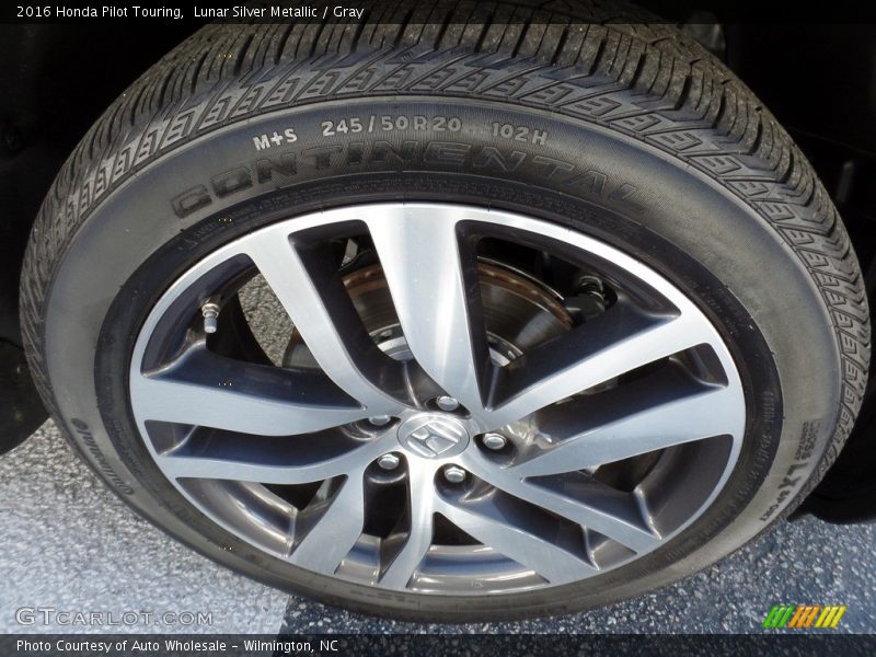 Lunar Silver Metallic / Gray 2016 Honda Pilot Touring