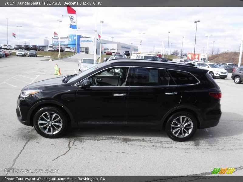 Becketts Black / Gray 2017 Hyundai Santa Fe SE AWD