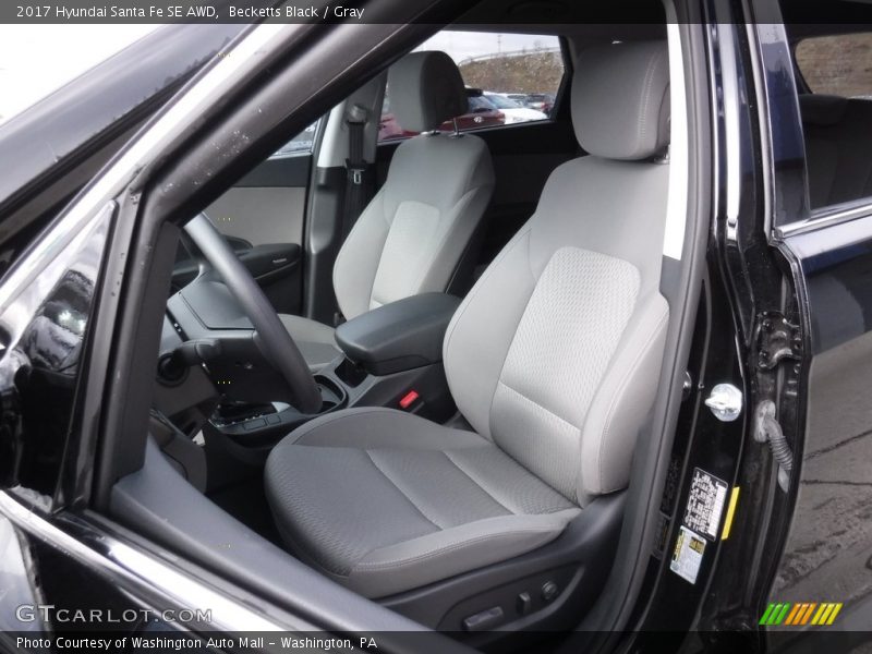 Becketts Black / Gray 2017 Hyundai Santa Fe SE AWD