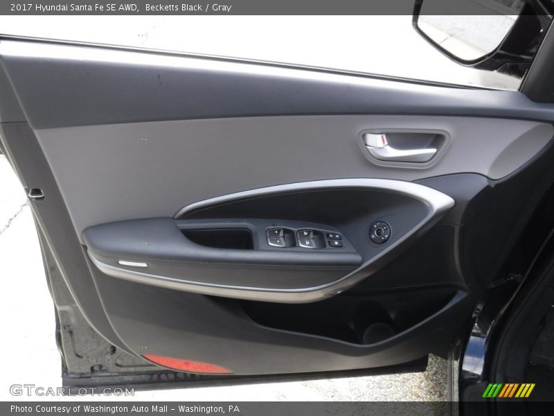 Becketts Black / Gray 2017 Hyundai Santa Fe SE AWD