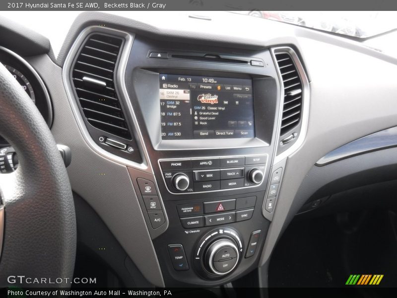 Becketts Black / Gray 2017 Hyundai Santa Fe SE AWD