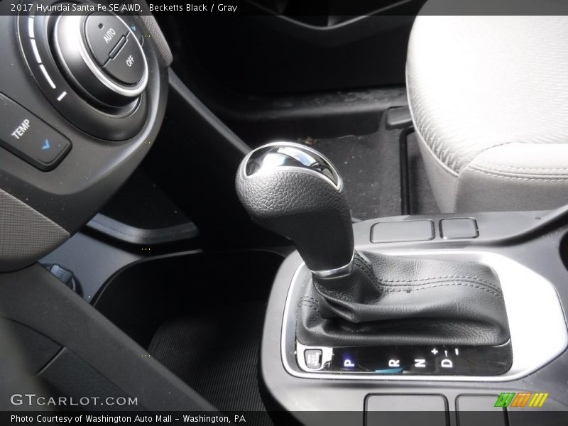 Becketts Black / Gray 2017 Hyundai Santa Fe SE AWD