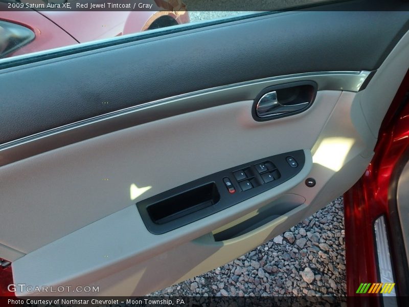 Red Jewel Tintcoat / Gray 2009 Saturn Aura XE