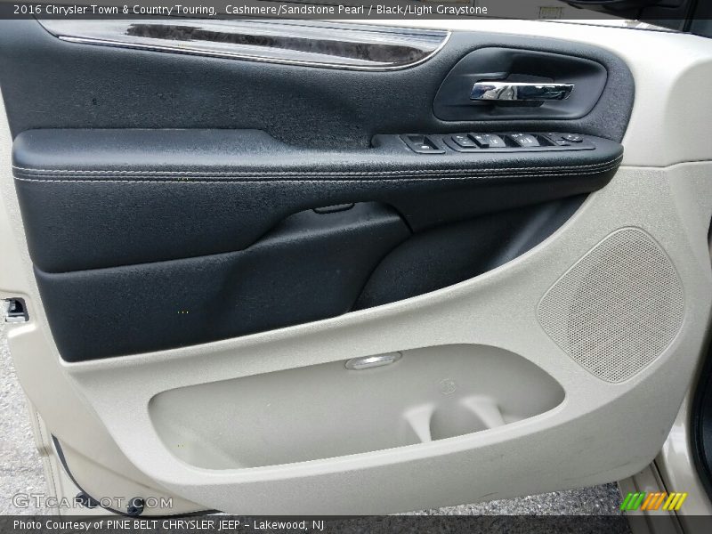 Cashmere/Sandstone Pearl / Black/Light Graystone 2016 Chrysler Town & Country Touring