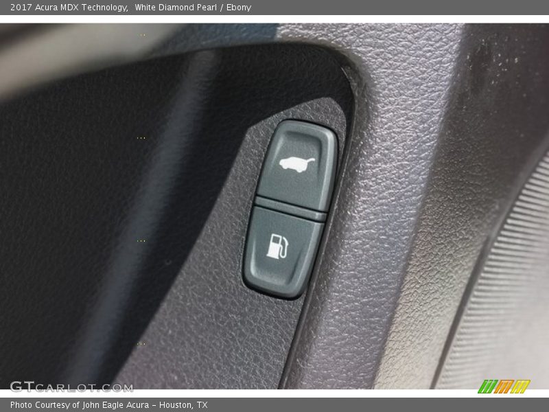 White Diamond Pearl / Ebony 2017 Acura MDX Technology