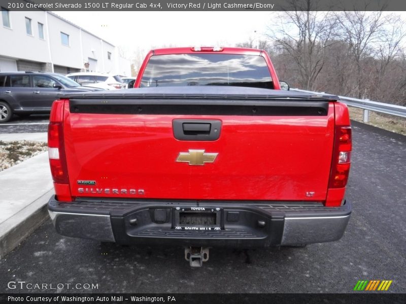 Victory Red / Light Cashmere/Ebony 2010 Chevrolet Silverado 1500 LT Regular Cab 4x4