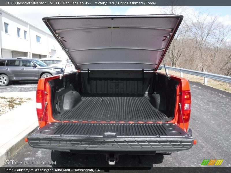 Victory Red / Light Cashmere/Ebony 2010 Chevrolet Silverado 1500 LT Regular Cab 4x4