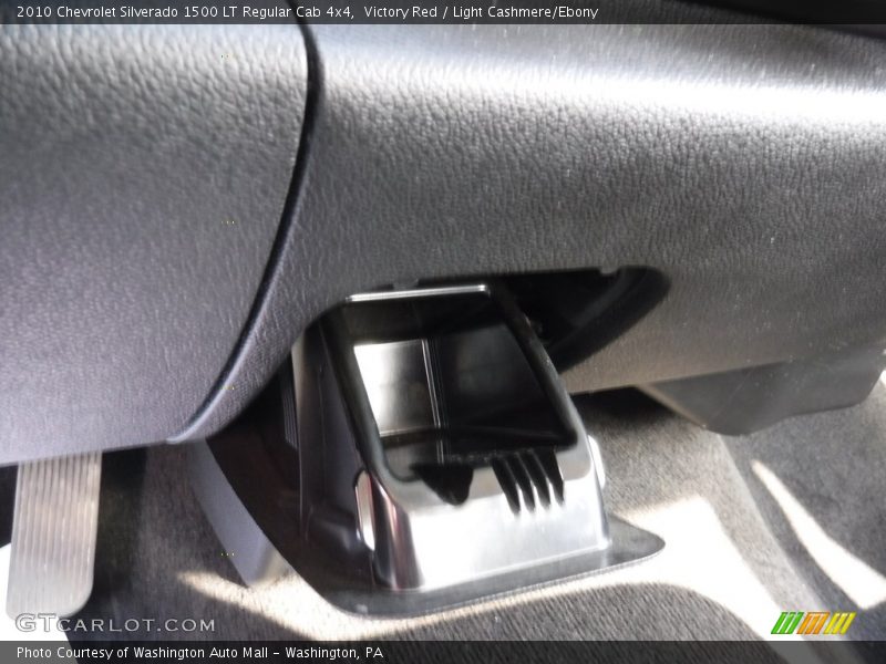 Victory Red / Light Cashmere/Ebony 2010 Chevrolet Silverado 1500 LT Regular Cab 4x4