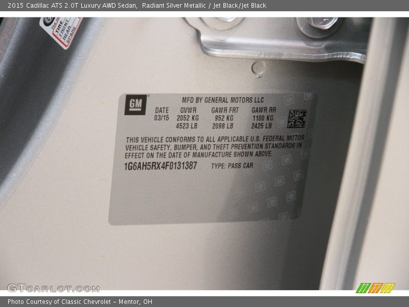 Radiant Silver Metallic / Jet Black/Jet Black 2015 Cadillac ATS 2.0T Luxury AWD Sedan