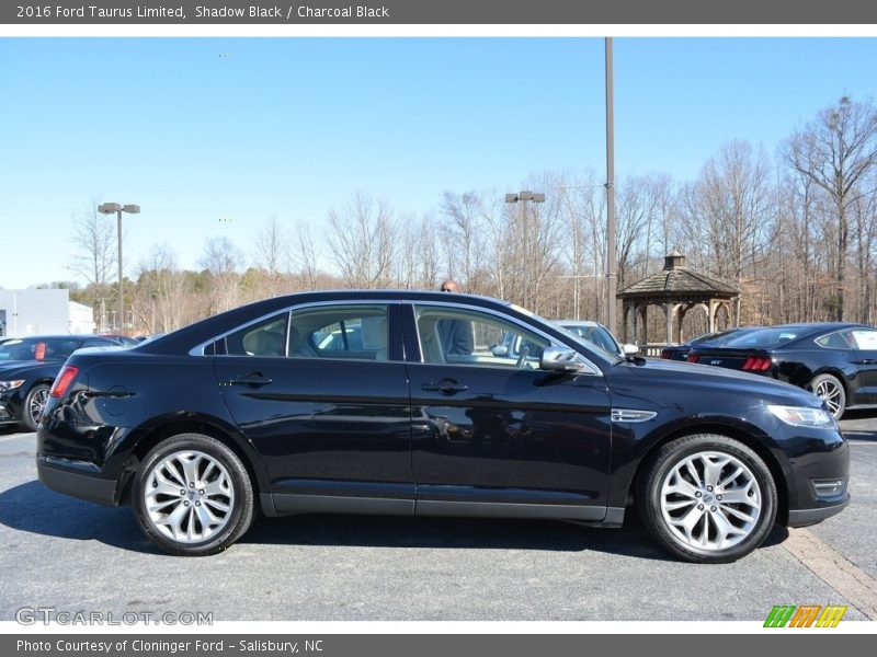Shadow Black / Charcoal Black 2016 Ford Taurus Limited