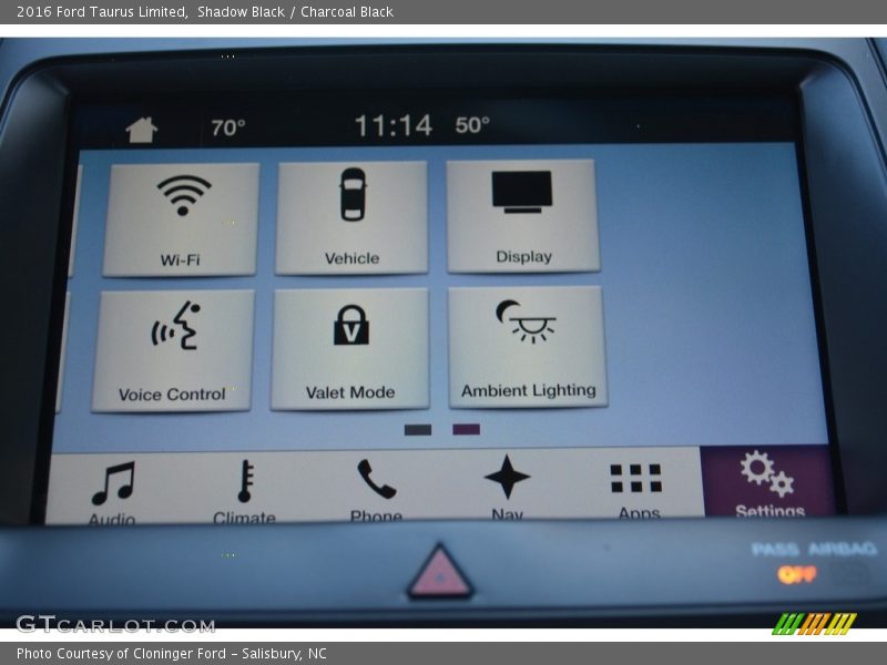 Shadow Black / Charcoal Black 2016 Ford Taurus Limited