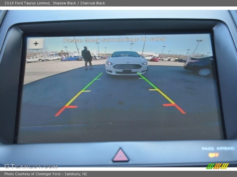Shadow Black / Charcoal Black 2016 Ford Taurus Limited
