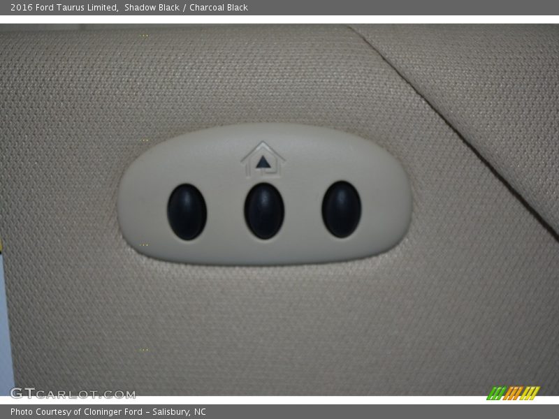 Shadow Black / Charcoal Black 2016 Ford Taurus Limited