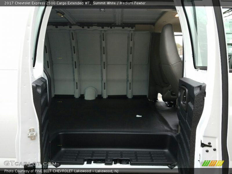 Summit White / Medium Pewter 2017 Chevrolet Express 2500 Cargo Extended WT