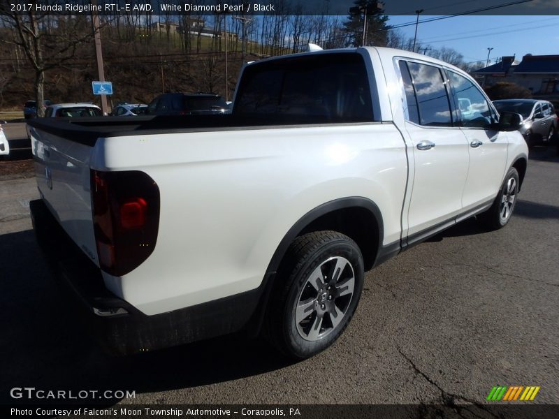 White Diamond Pearl / Black 2017 Honda Ridgeline RTL-E AWD