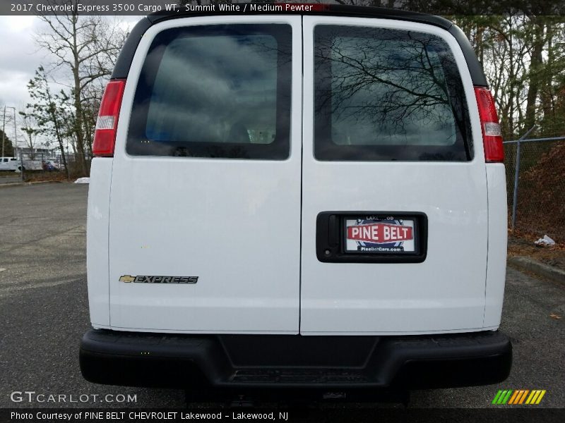 Summit White / Medium Pewter 2017 Chevrolet Express 3500 Cargo WT
