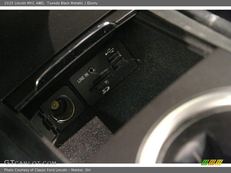 Tuxedo Black Metallic / Ebony 2015 Lincoln MKC AWD