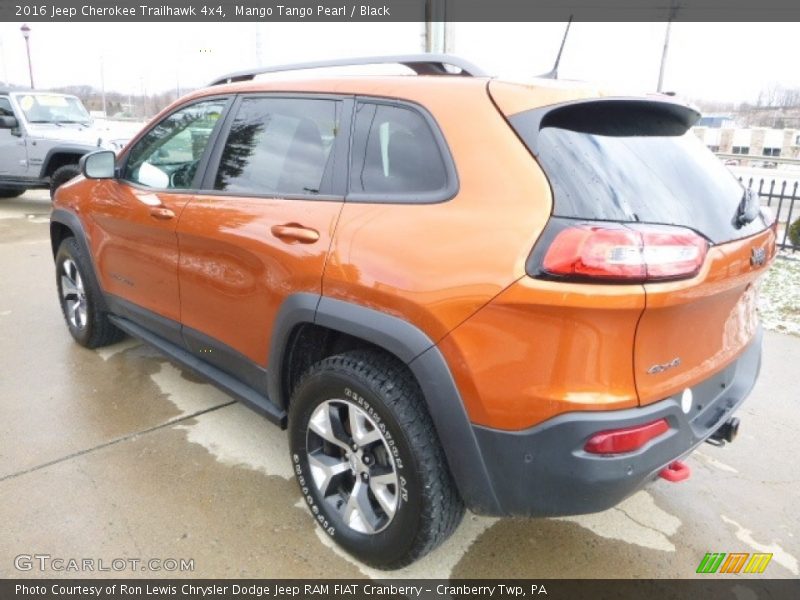 Mango Tango Pearl / Black 2016 Jeep Cherokee Trailhawk 4x4