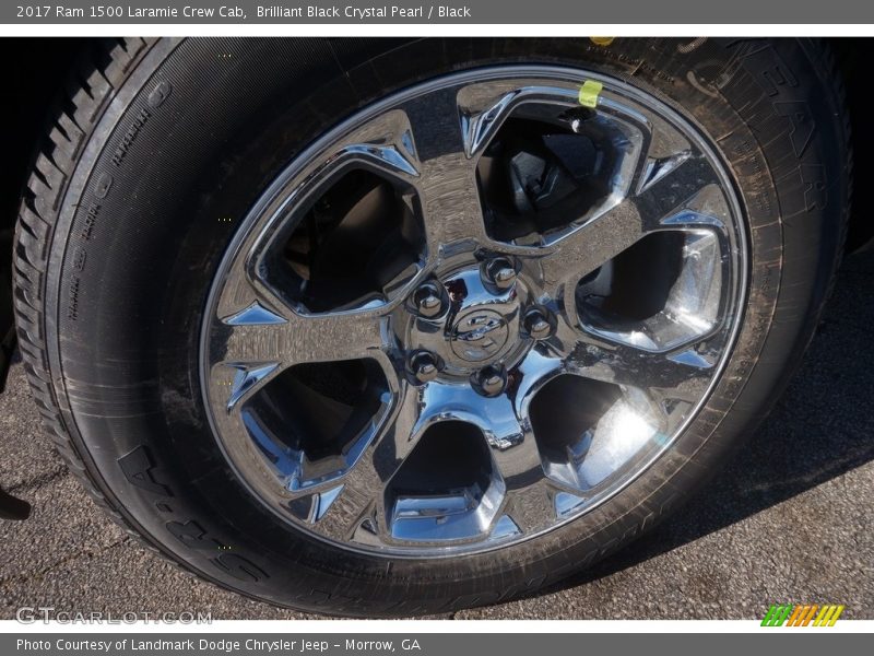Brilliant Black Crystal Pearl / Black 2017 Ram 1500 Laramie Crew Cab